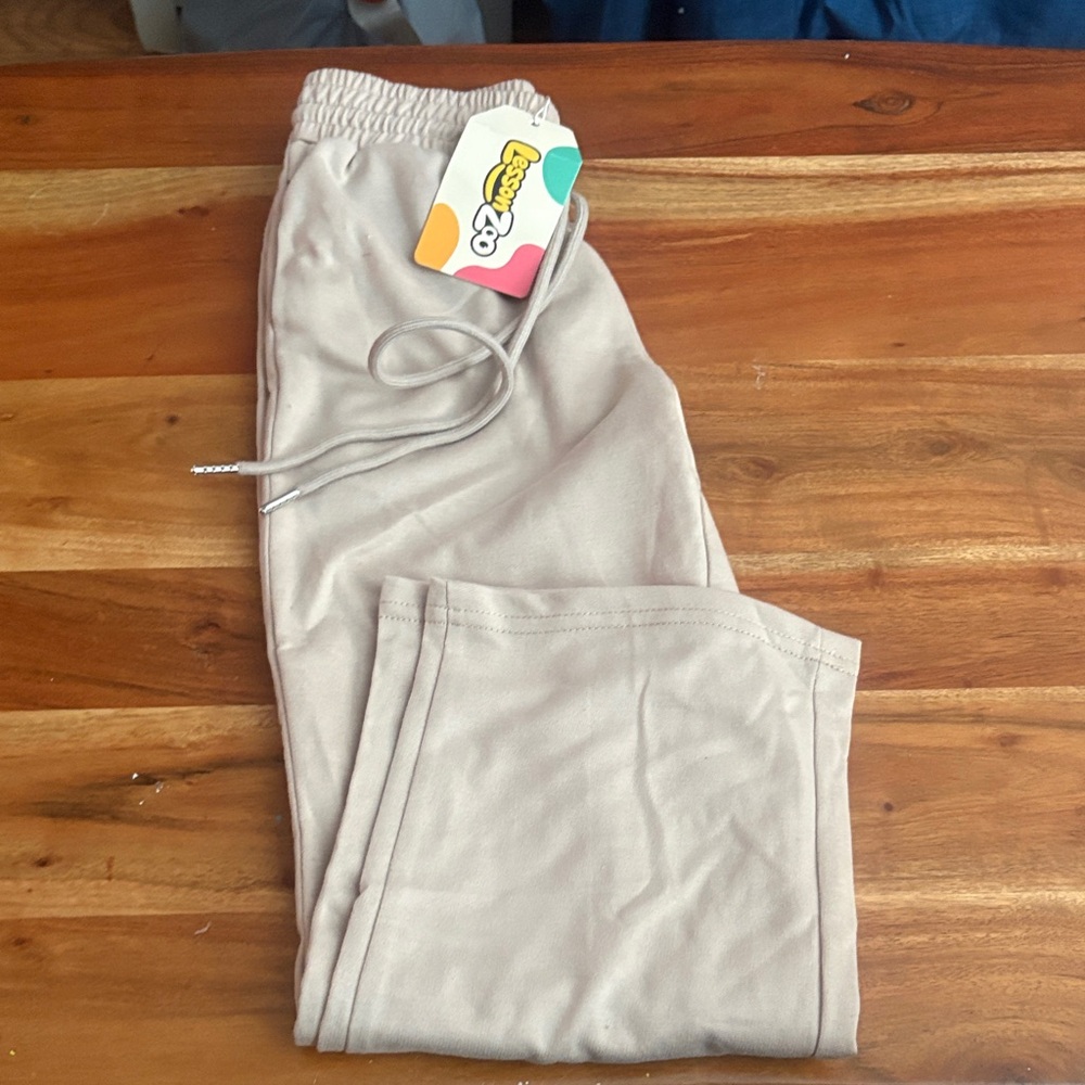 Men's Beige Pants